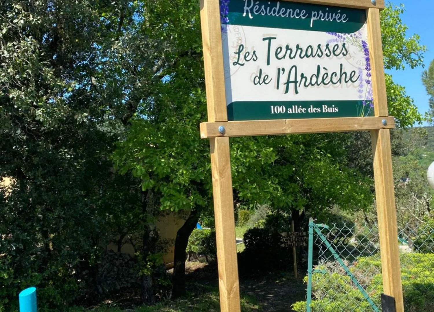 Villa La O'Liso Gorges De L'Ardeche à Salavas Hébergement de vacances